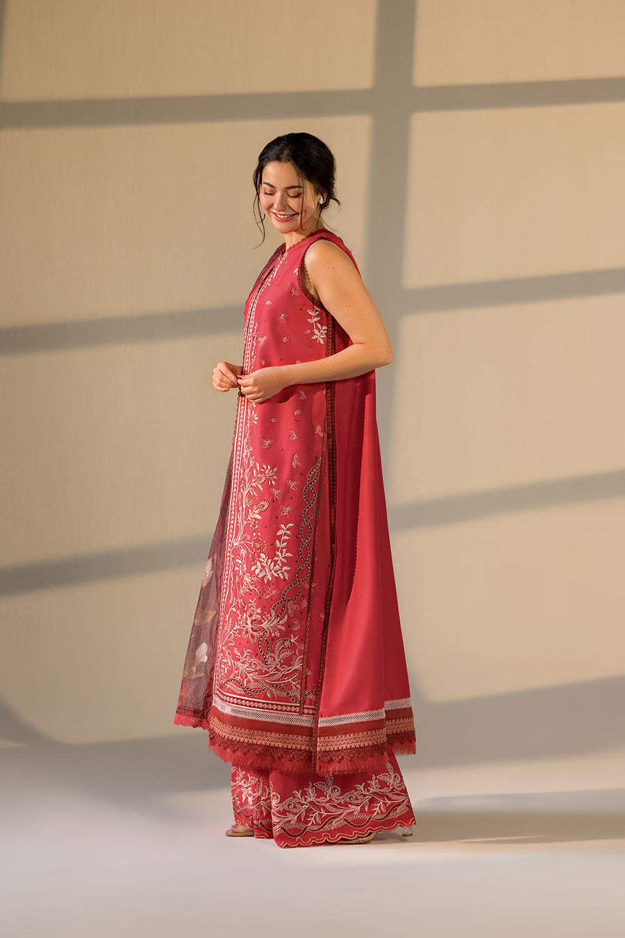 Sobia Nazir Vital Embroidered Lawn Unstitched 3Pc Suit VT26-12A