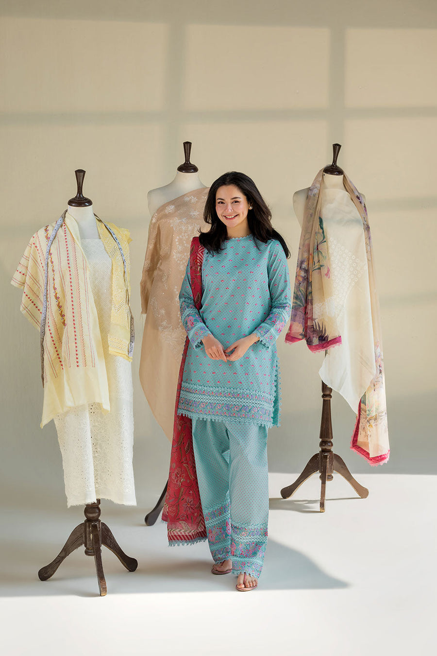 Sobia Nazir Vital Embroidered Lawn Unstitched 3Pc Suit VT26-06A