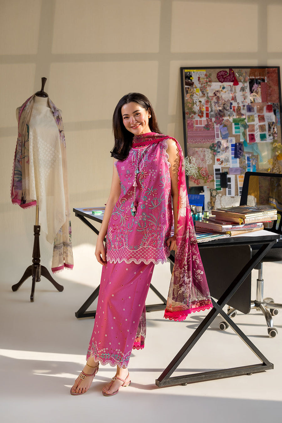 Sobia Nazir Vital Embroidered Lawn Unstitched 3Pc Suit VT26-07B