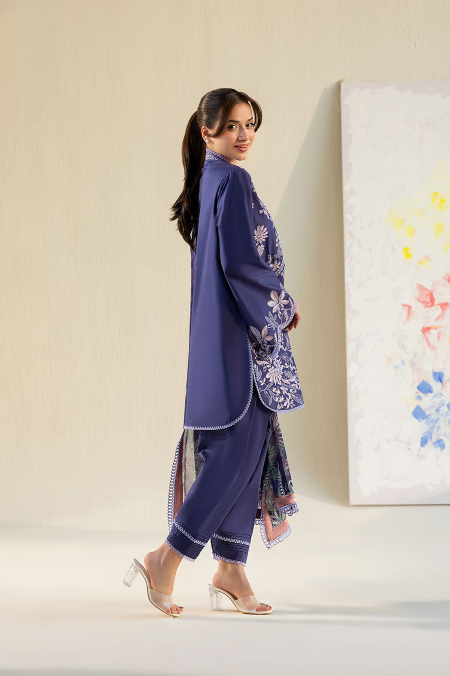 Sobia Nazir Vital Embroidered Lawn Unstitched 3Pc Suit VT26-08B