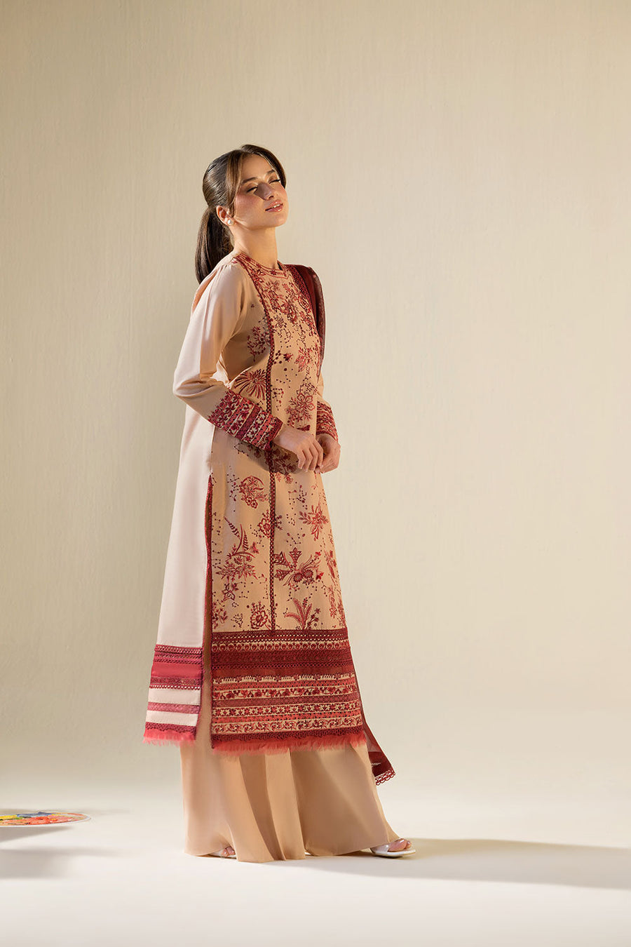 Sobia Nazir Vital Embroidered Lawn Unstitched 3Pc Suit VT26-09A