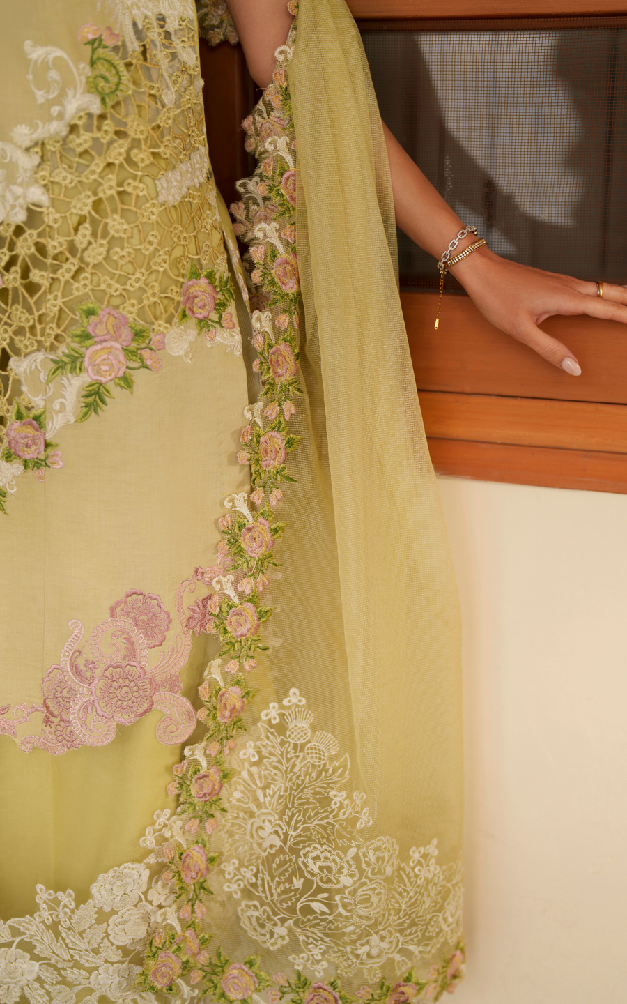 Asifa & Nabeel Versa Luxury Lawn Unstitched 3Pc Suit VUL26-03 Heirloom