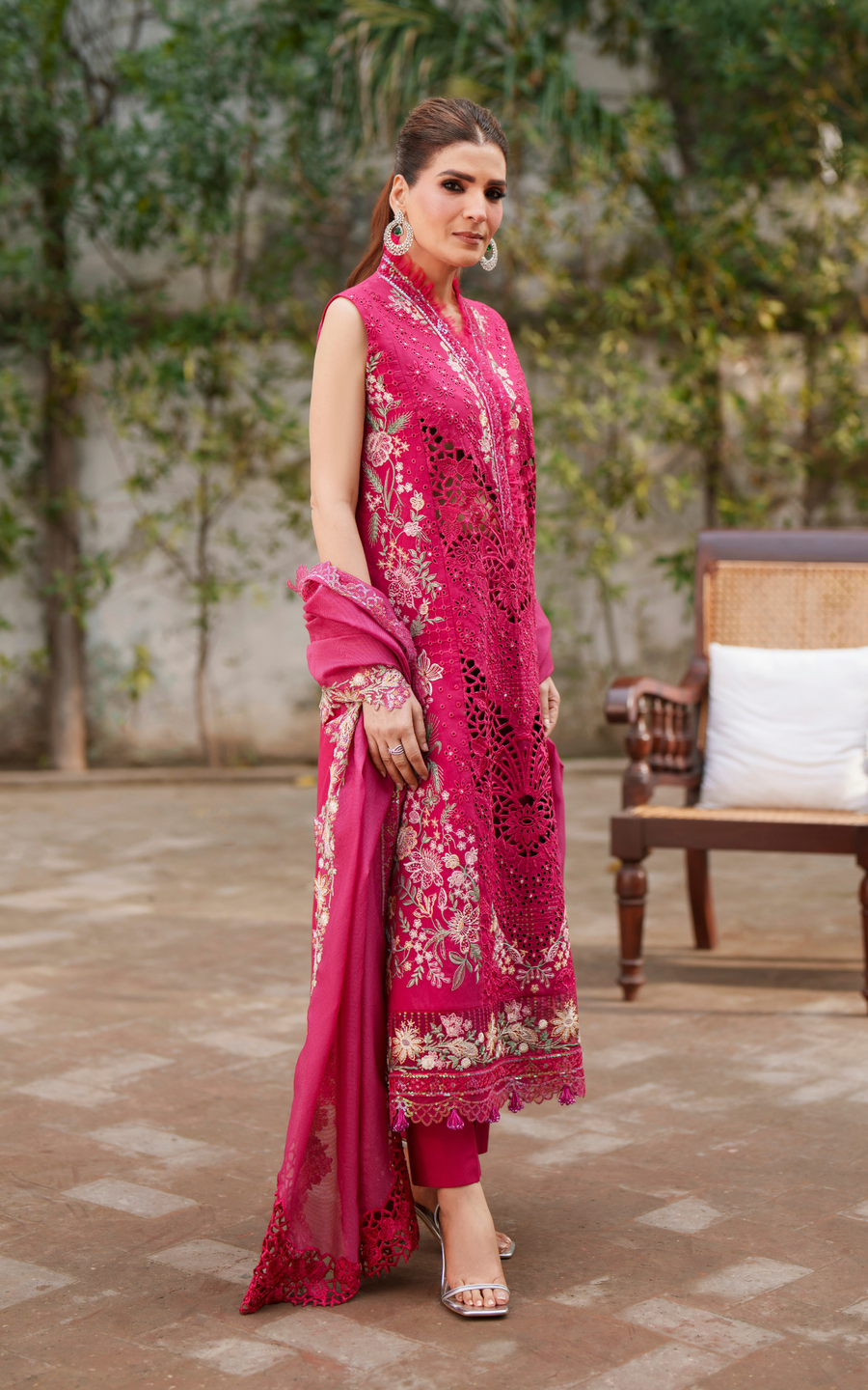 Asifa & Nabeel Versa Luxury Lawn Unstitched 3Pc Suit VUL26-07 Ethereal Echo
