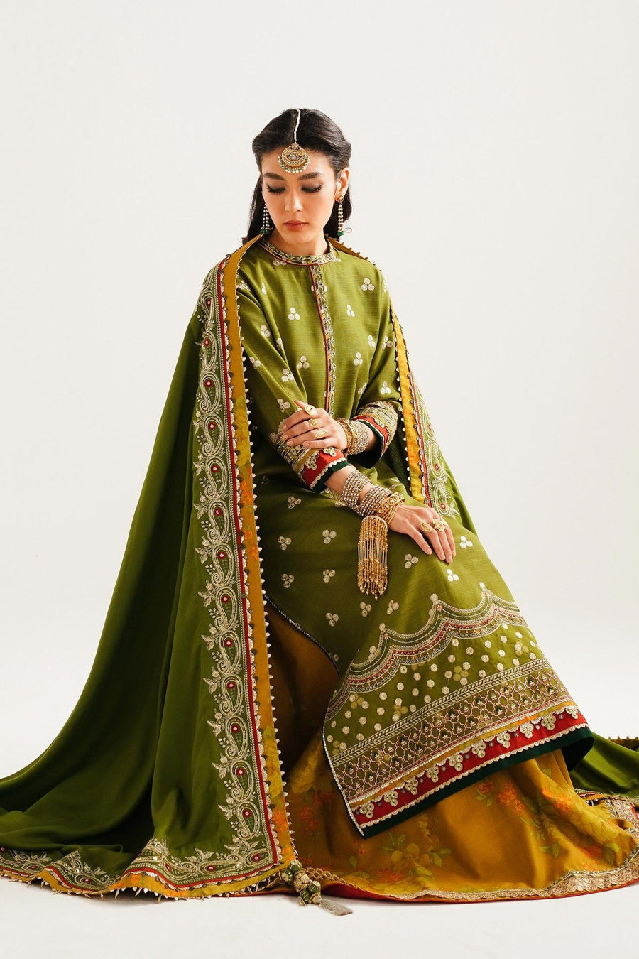 Zara Shahjahan Winter Unstitched Embroidered Khaddar 3Pc Suit WS23-D6