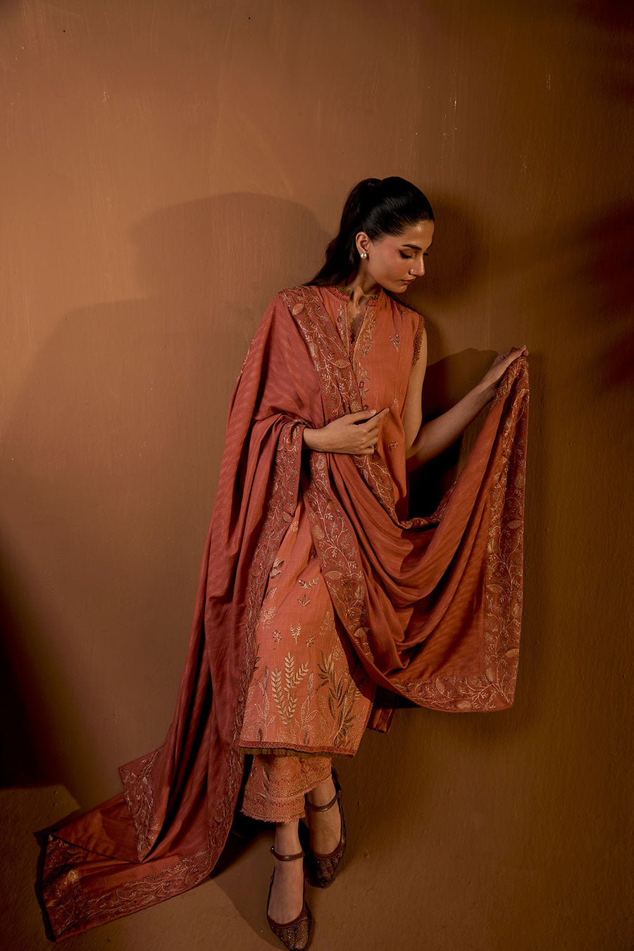 Sobia Nazir Embroidered Khaddar Unstitched 3Pc Suit WS25-4A