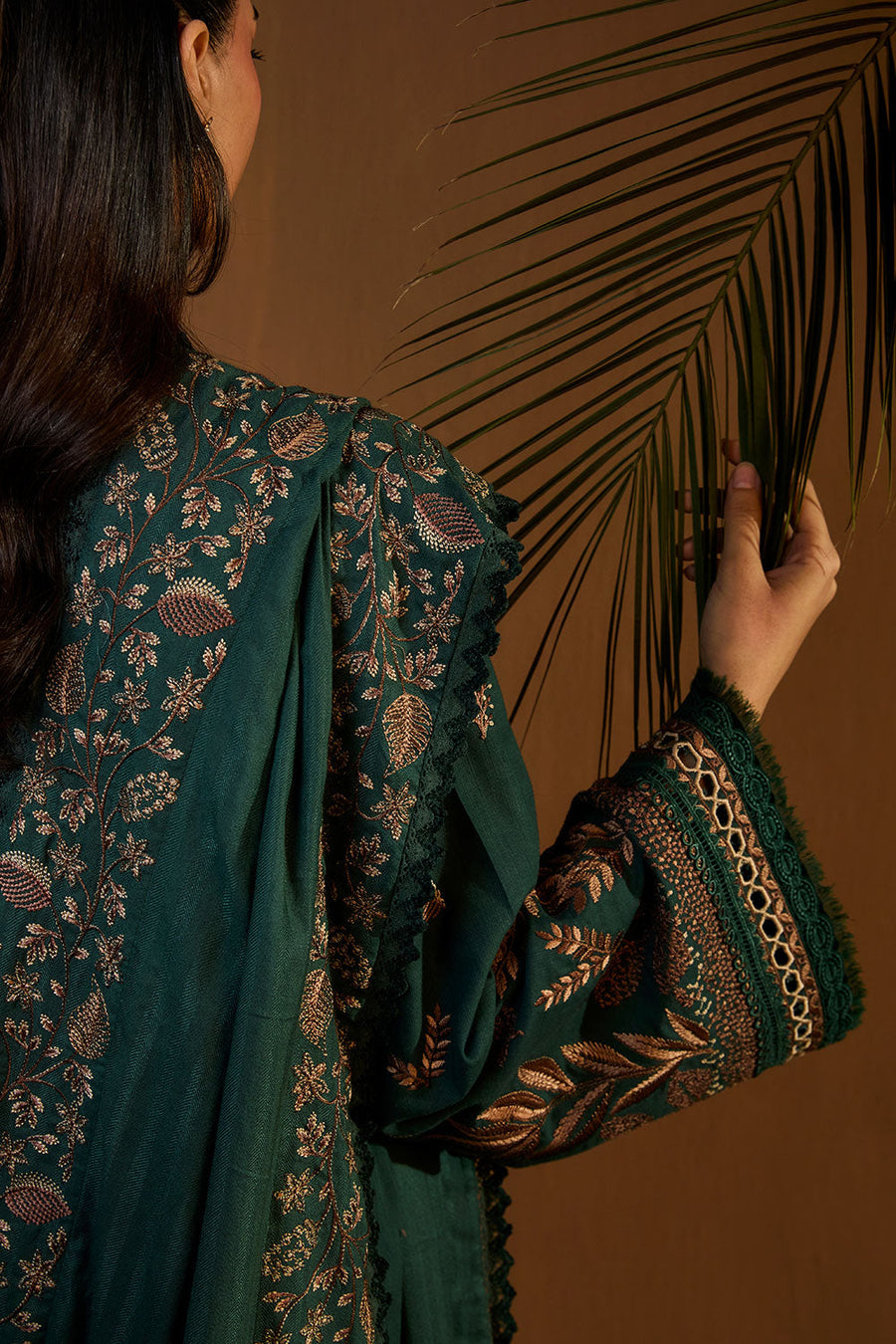 Sobia Nazir Embroidered Khaddar Unstitched 3Pc Suit WS25-4B