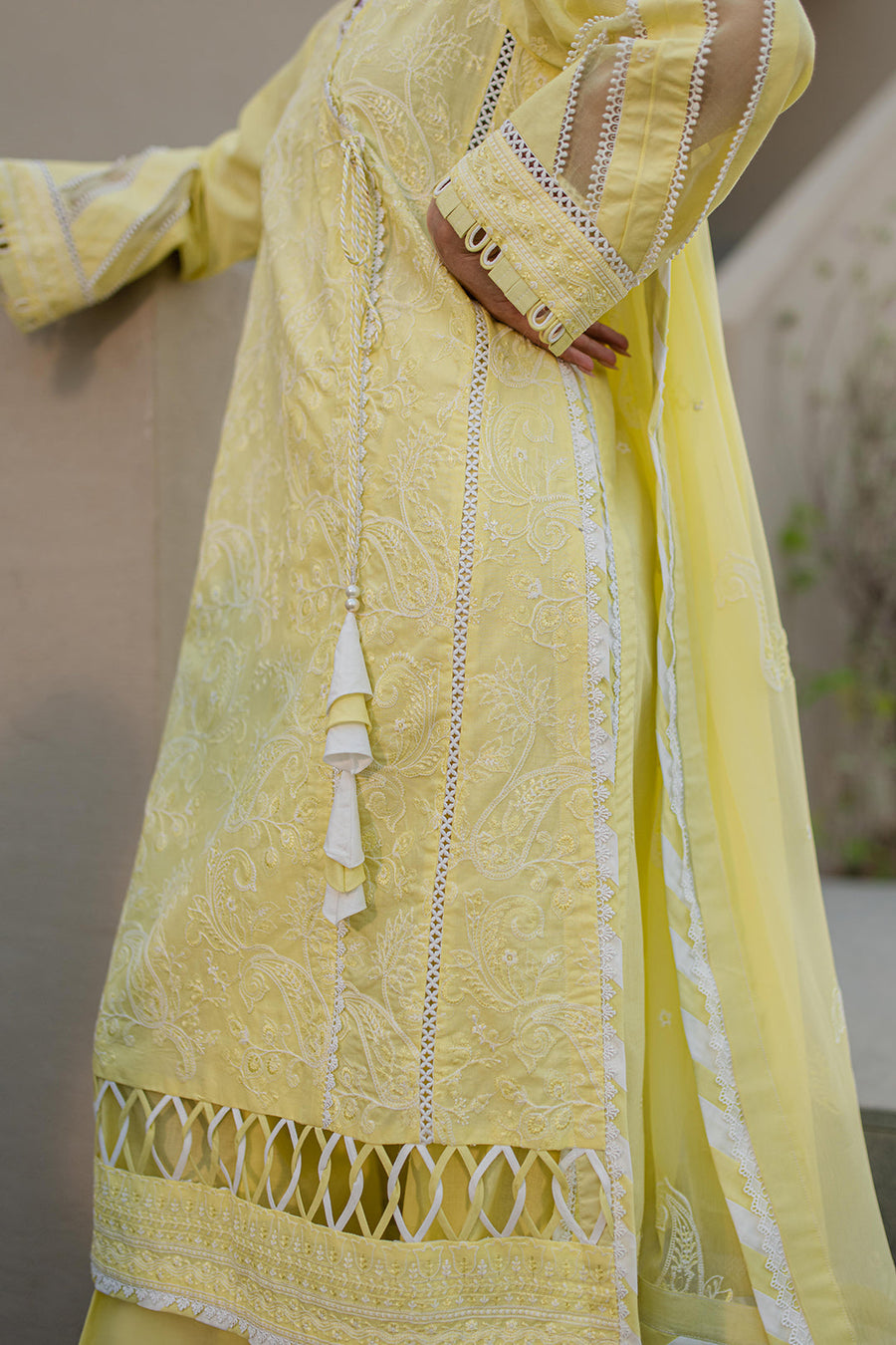 Zellbury Embroidered Chikankari Cotton Unstitched 3Pc Suit WUC24E30707