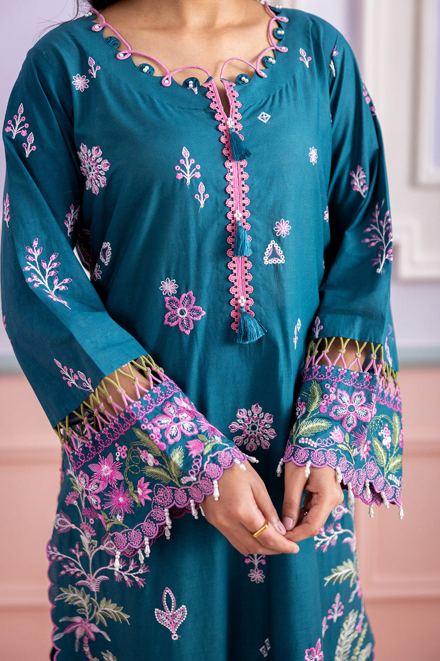 Zellbury Summer Embroidered Lawn Unstitched 3Pc Suit WUC25E30214
