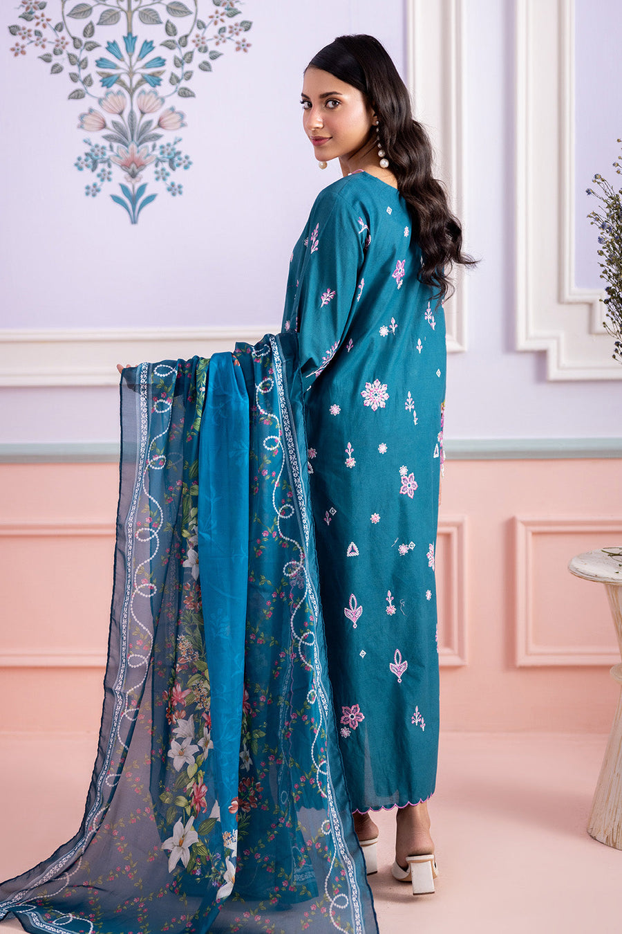 Zellbury Summer Embroidered Lawn Unstitched 3Pc Suit WUC25E30214
