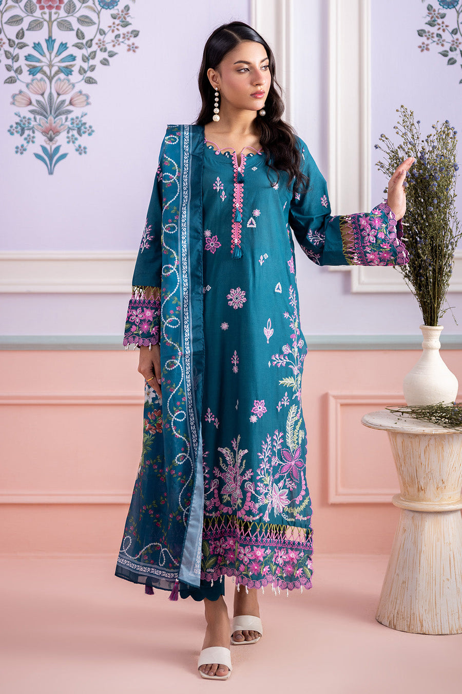 Zellbury Summer Embroidered Lawn Unstitched 3Pc Suit WUC25E30214