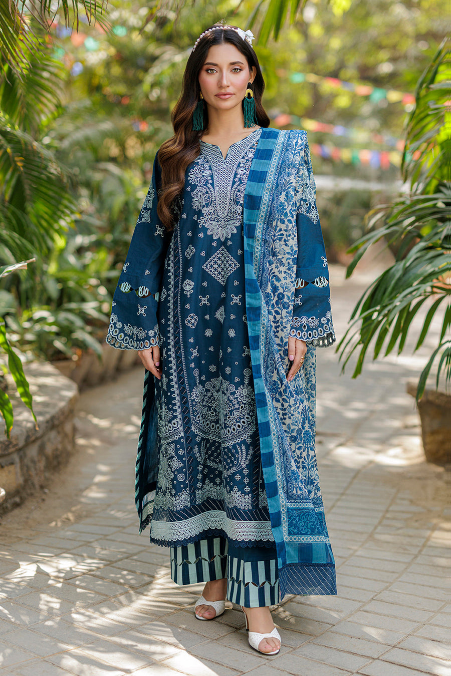 Zellbury Chikankari Embroidered Cotton Unstitched 3Pc Suit WUC25E34016