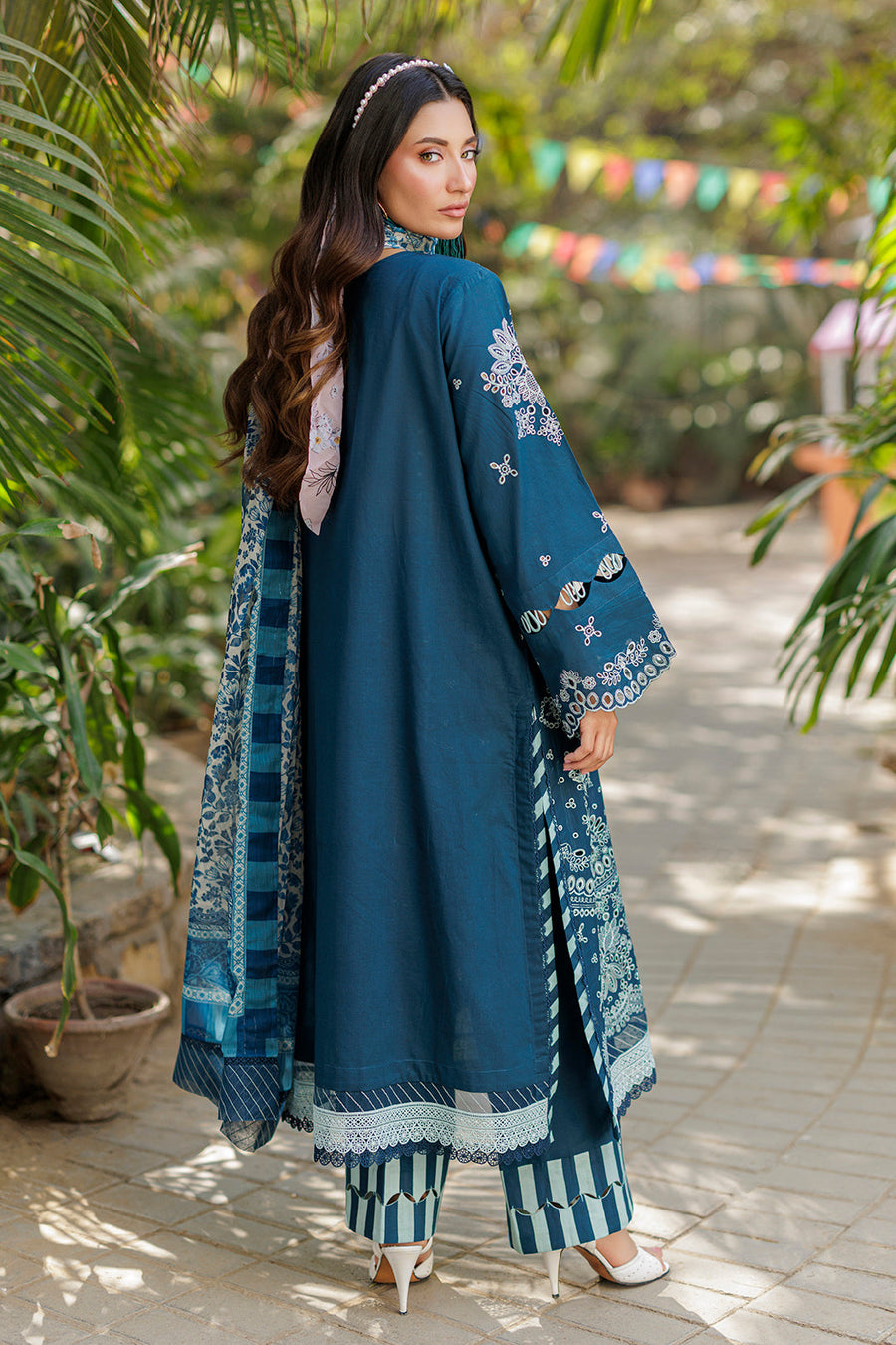 Zellbury Chikankari Embroidered Cotton Unstitched 3Pc Suit WUC25E34016