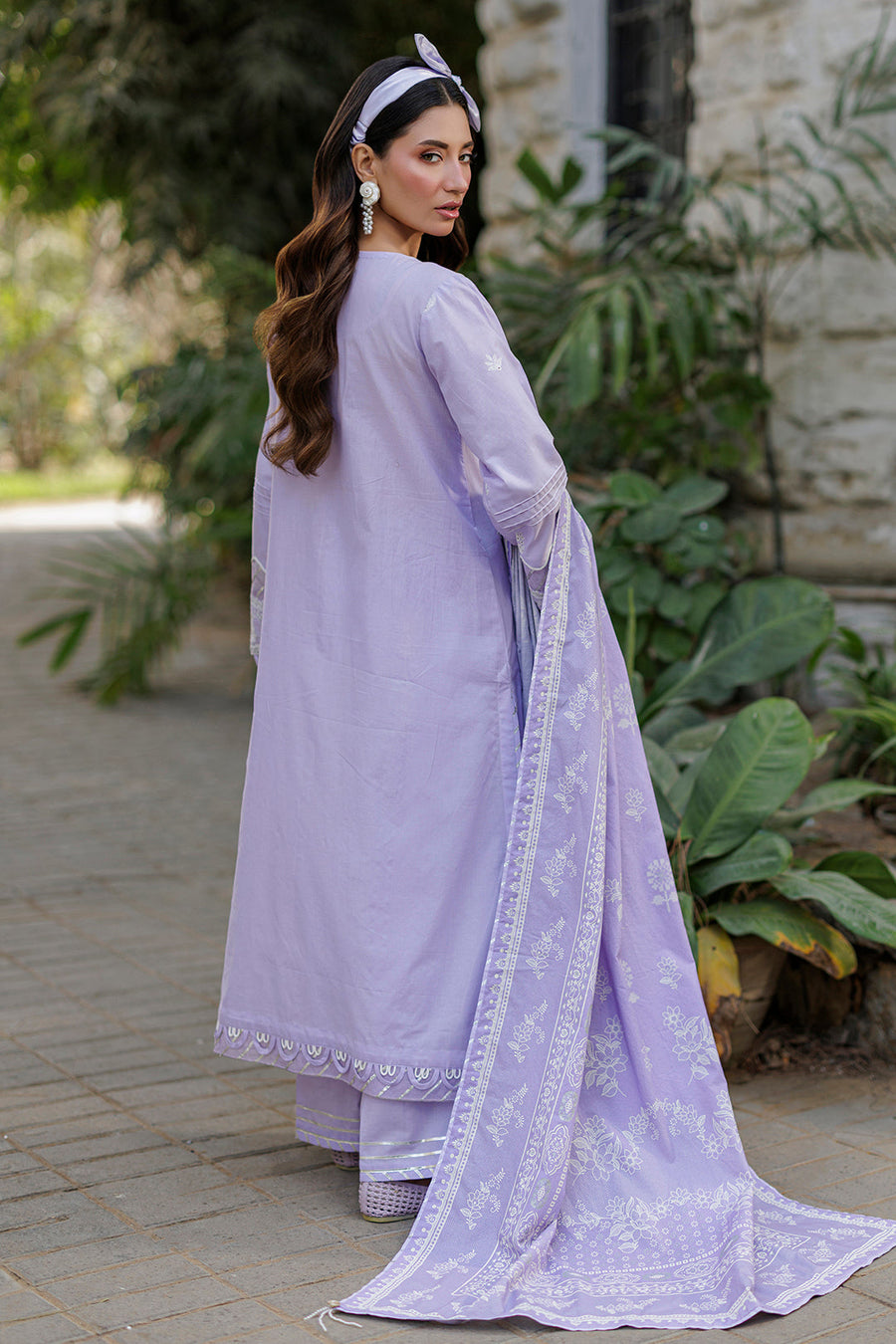 Zellbury Chikankari Embroidered Cotton Unstitched 3Pc Suit WUC25E34019