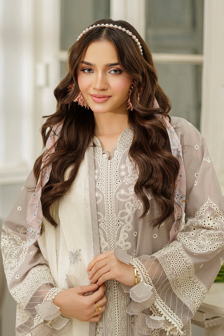 Zellbury Chikankari Embroidered Cotton Unstitched 3Pc Suit WUC25E34024