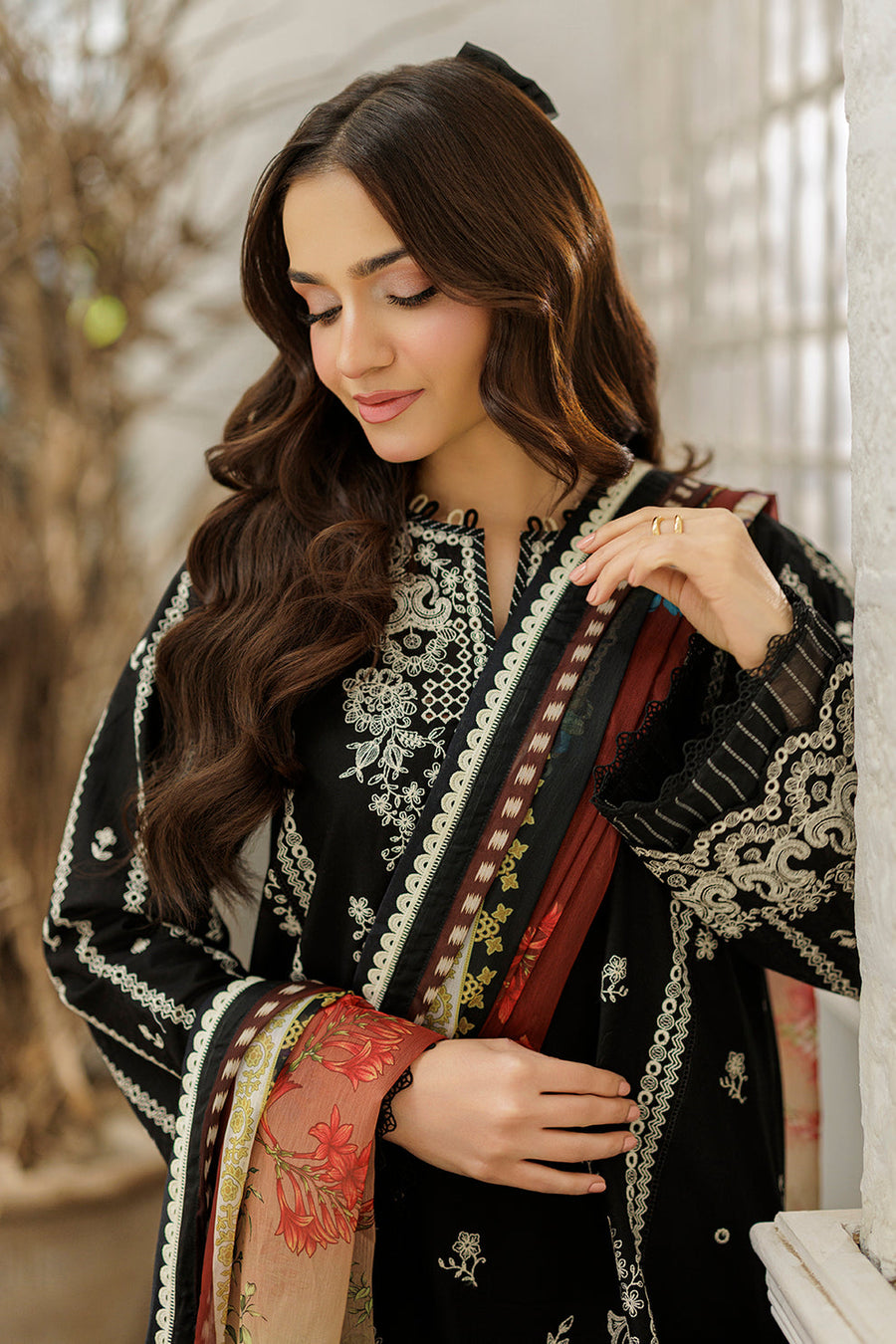 Zellbury Chikankari Embroidered Cotton Unstitched 3Pc Suit WUC25E34028
