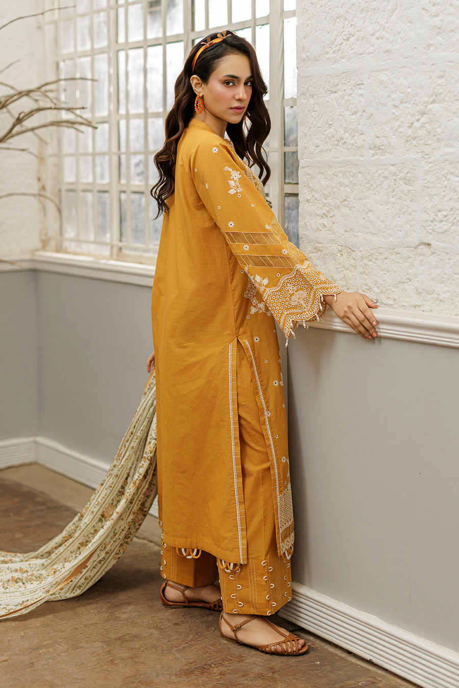 Zellbury Chikankari Embroidered Cotton Unstitched 3Pc Suit WUC25E34032