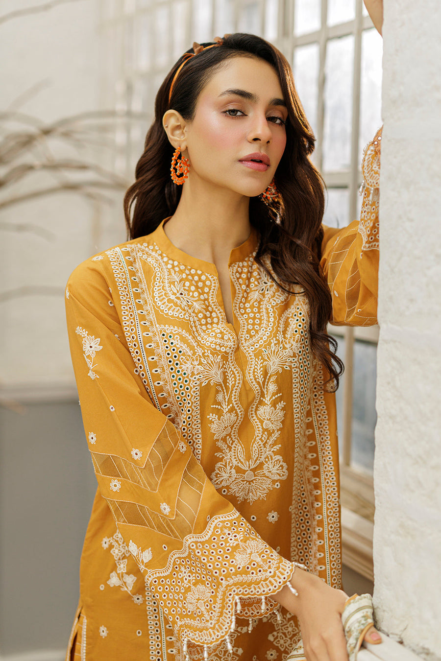 Zellbury Chikankari Embroidered Cotton Unstitched 3Pc Suit WUC25E34032
