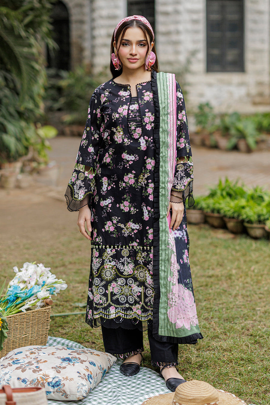 Zellbury Chikankari Embroidered Cotton Unstitched 3Pc Suit WUC25E34042