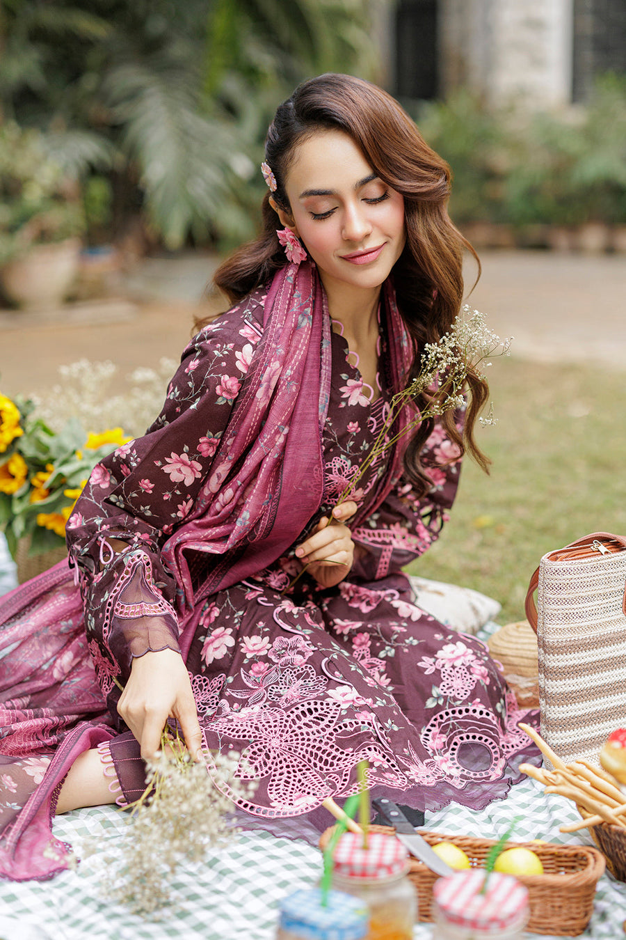 Zellbury Chikankari Embroidered Cotton Unstitched 3Pc Suit WUC25E34040