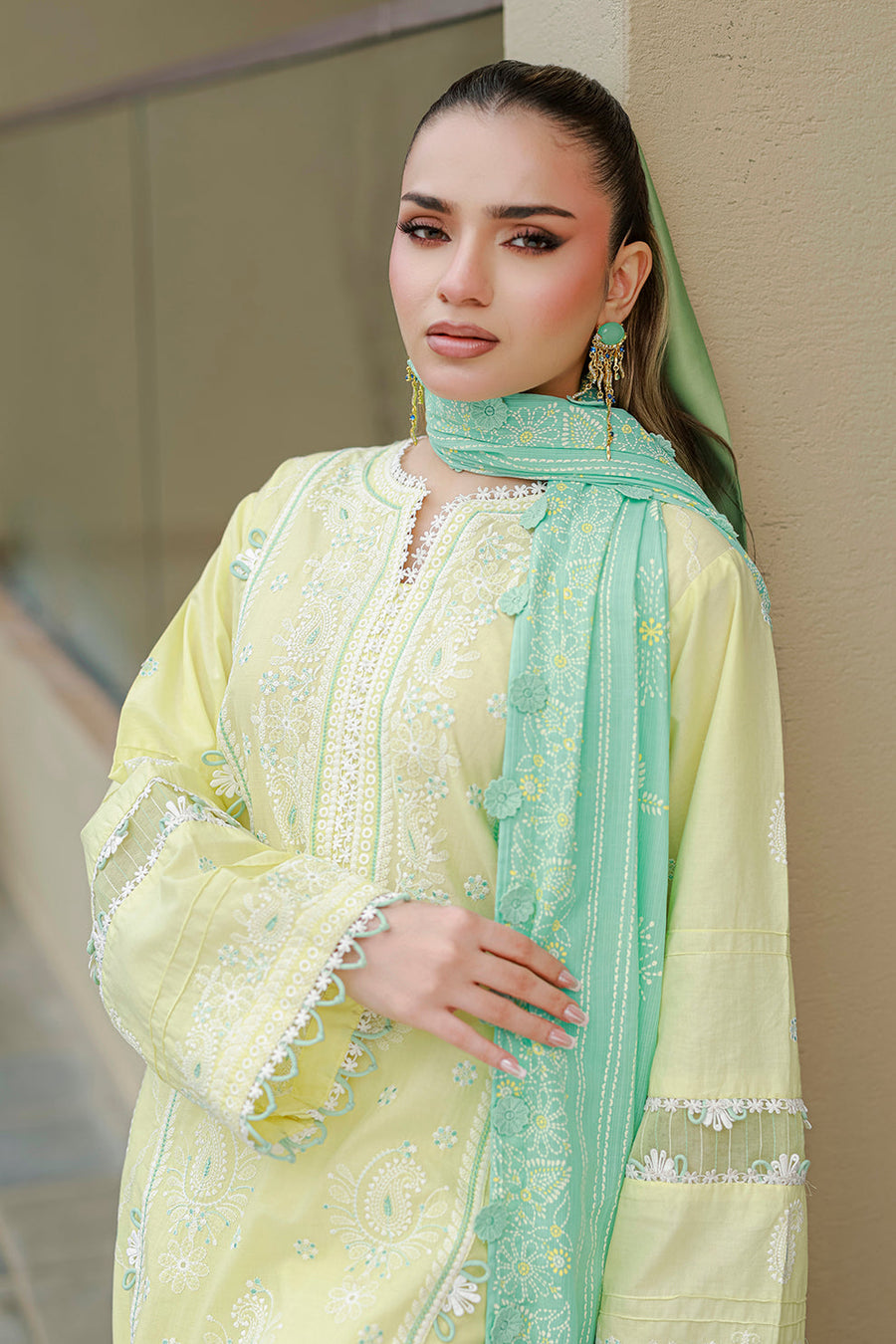 Zellbury Chikankari Embroidered Cotton Unstitched 3Pc Suit WUC26E34046