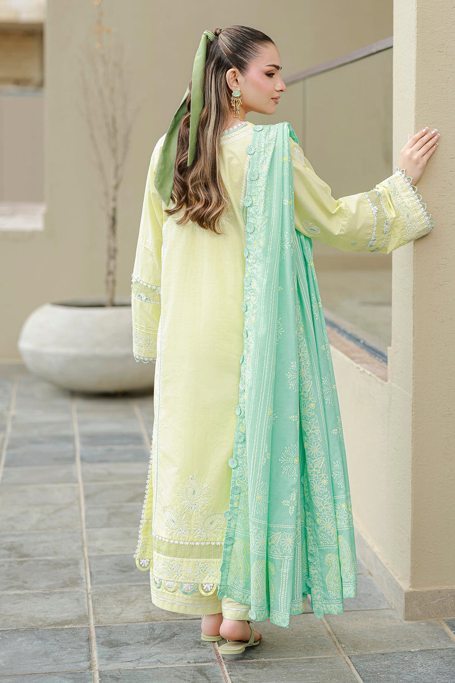 Zellbury Chikankari Embroidered Cotton Unstitched 3Pc Suit WUC26E34046