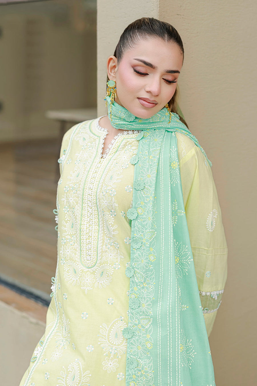 Zellbury Chikankari Embroidered Cotton Unstitched 3Pc Suit WUC26E34046
