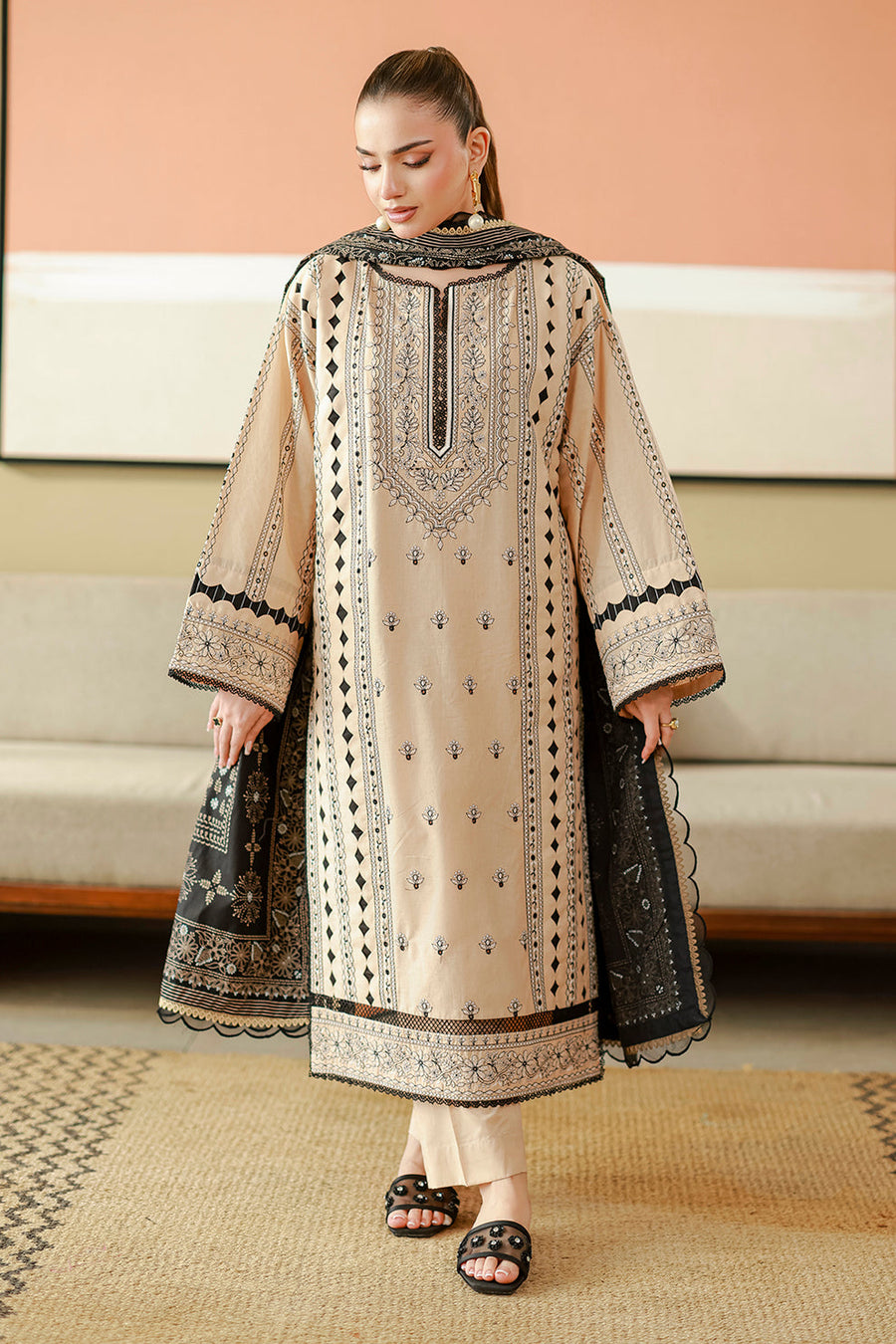 Zellbury Chikankari Embroidered Cotton Unstitched 3Pc Suit WUC26E34047