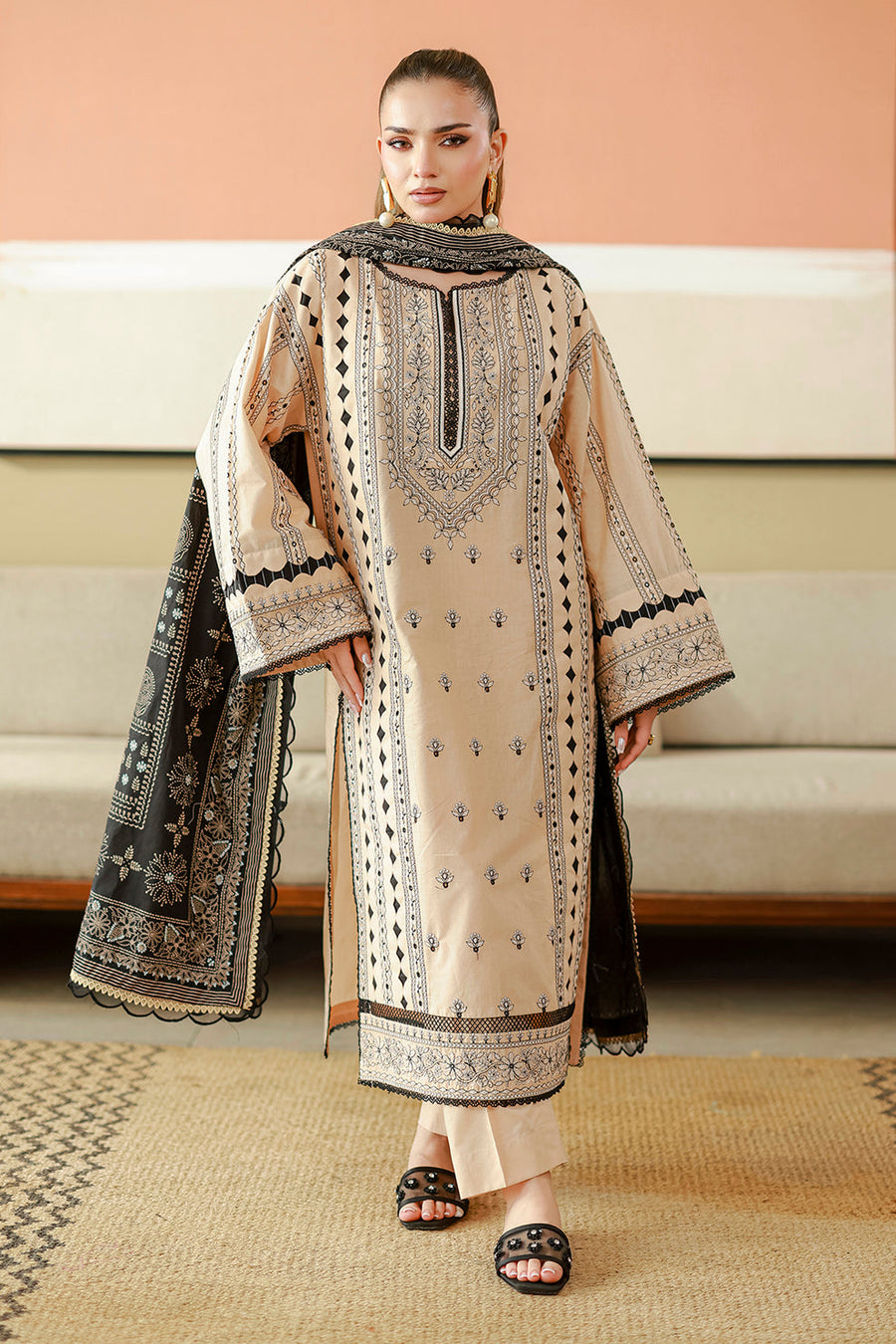 Zellbury Chikankari Embroidered Cotton Unstitched 3Pc Suit WUC26E34047