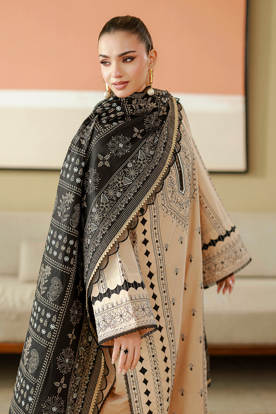 Zellbury Chikankari Embroidered Cotton Unstitched 3Pc Suit WUC26E34047