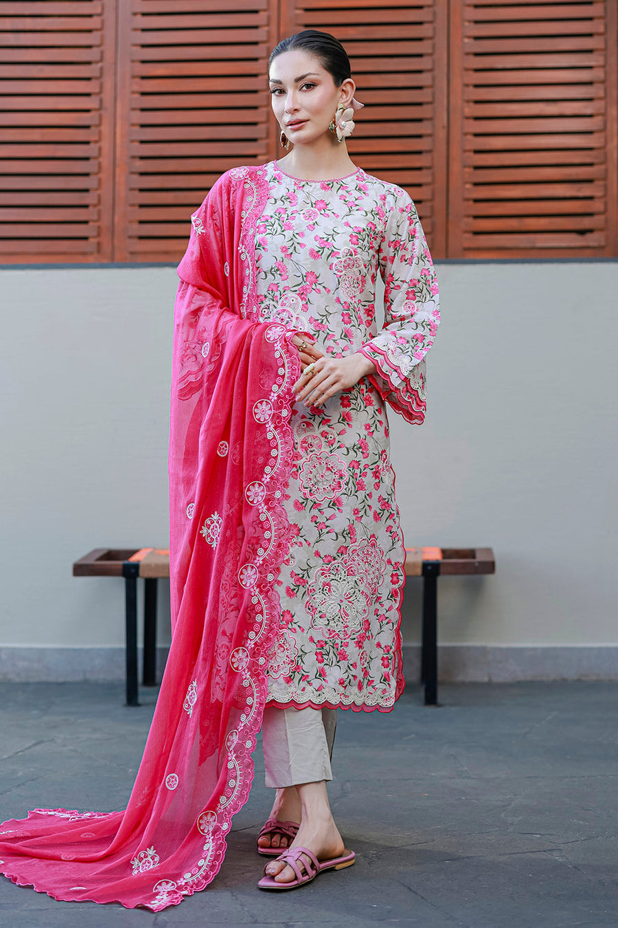 Zellbury Chikankari Embroidered Cotton Unstitched 3Pc Suit WUC26E34051