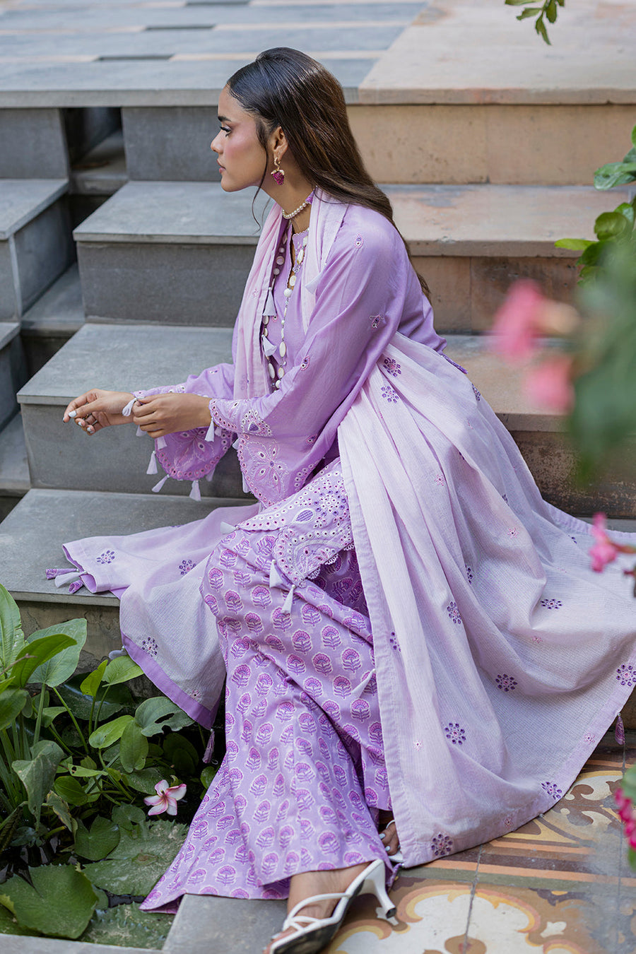 Zellbury Chikankari Embroidered Cotton Unstitched 3Pc Suit WUC26E34052