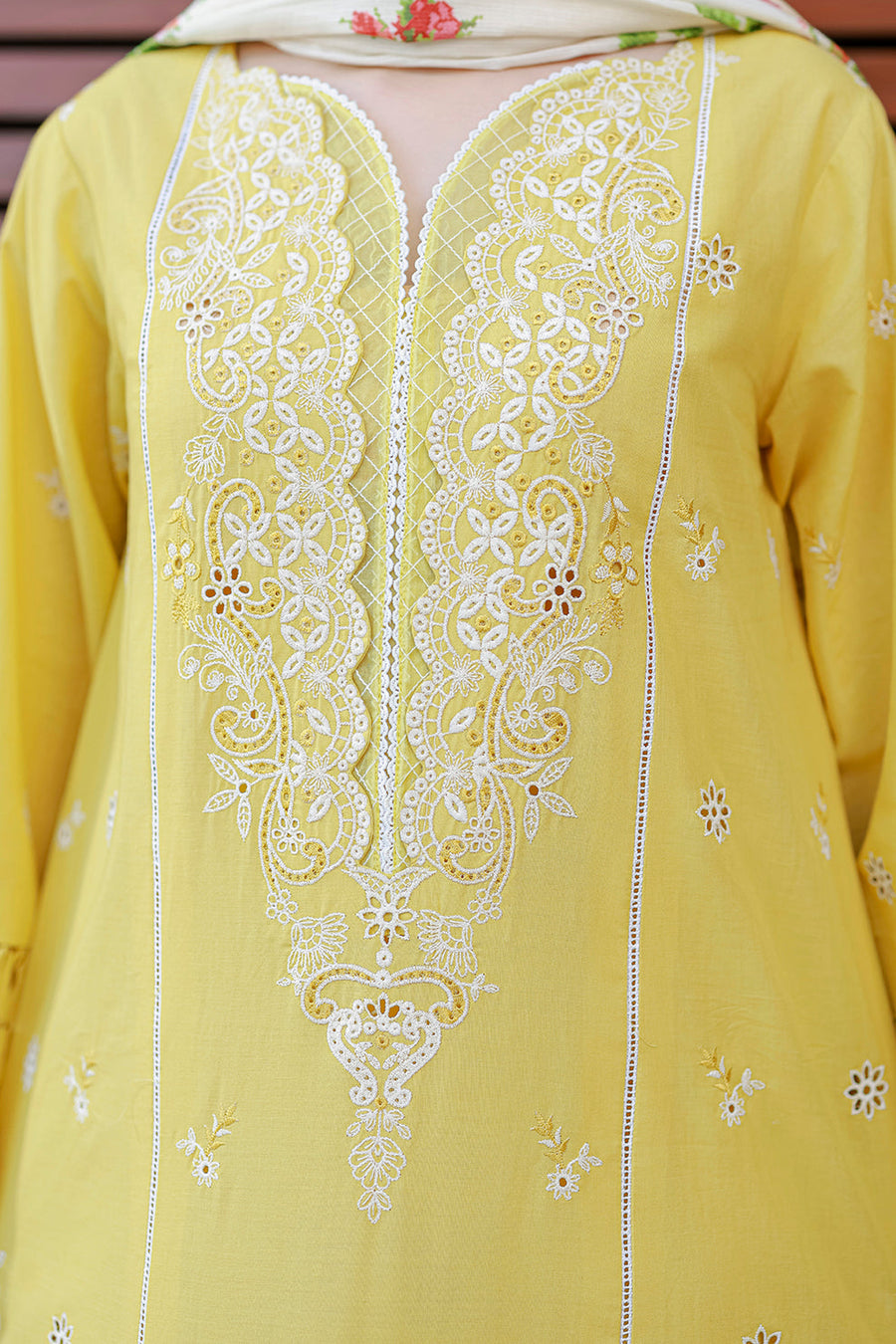 Zellbury Chikankari Embroidered Cotton Unstitched 3Pc Suit WUC26E34056