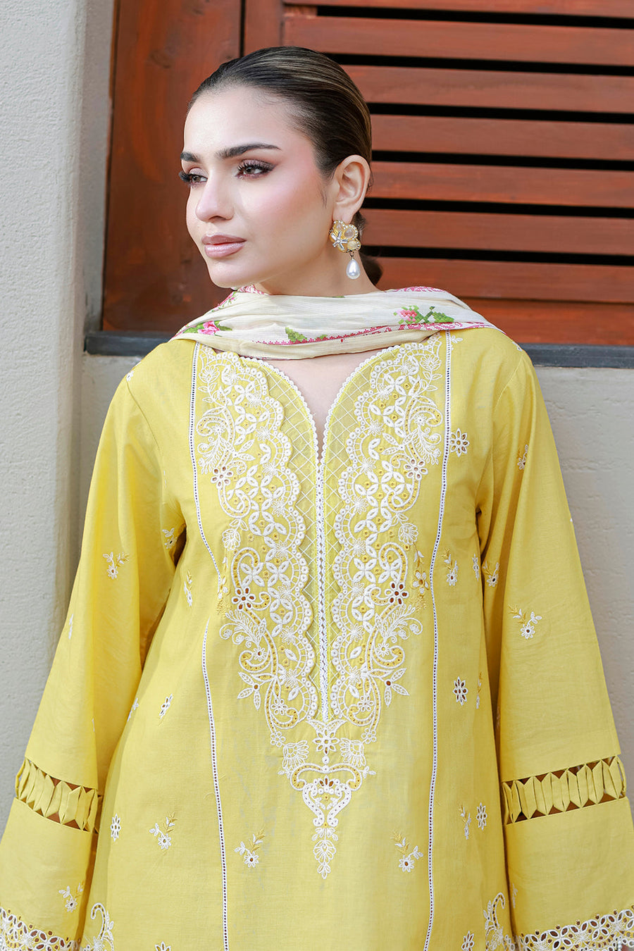 Zellbury Chikankari Embroidered Cotton Unstitched 3Pc Suit WUC26E34056