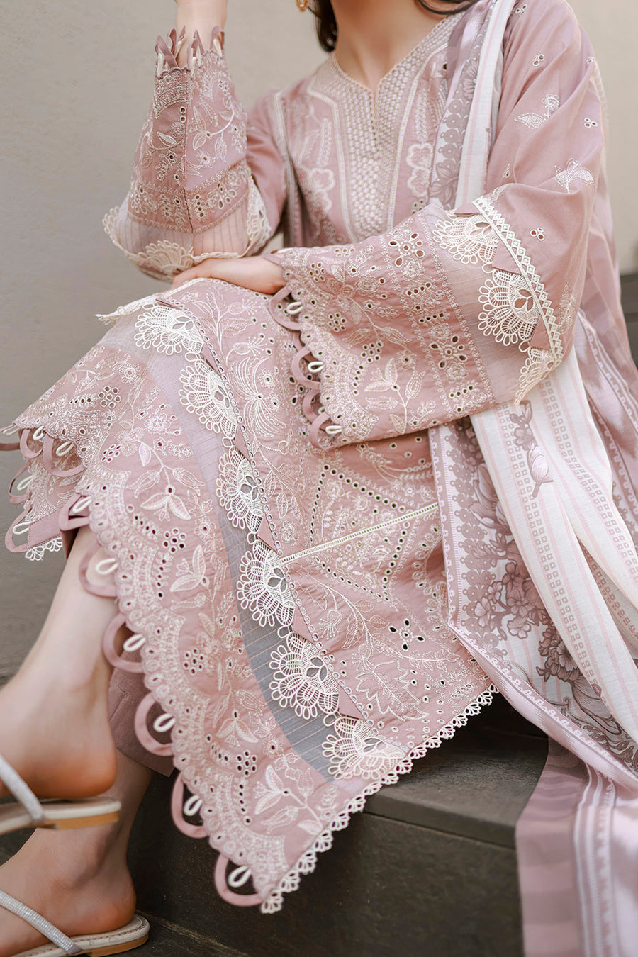 Zellbury Chikankari Embroidered Cotton Unstitched 3Pc Suit WUC26E34058