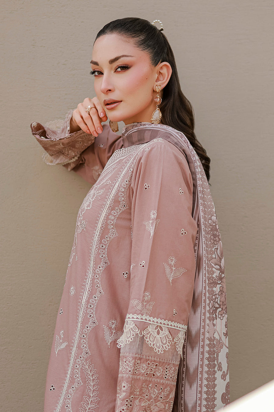 Zellbury Chikankari Embroidered Cotton Unstitched 3Pc Suit WUC26E34058