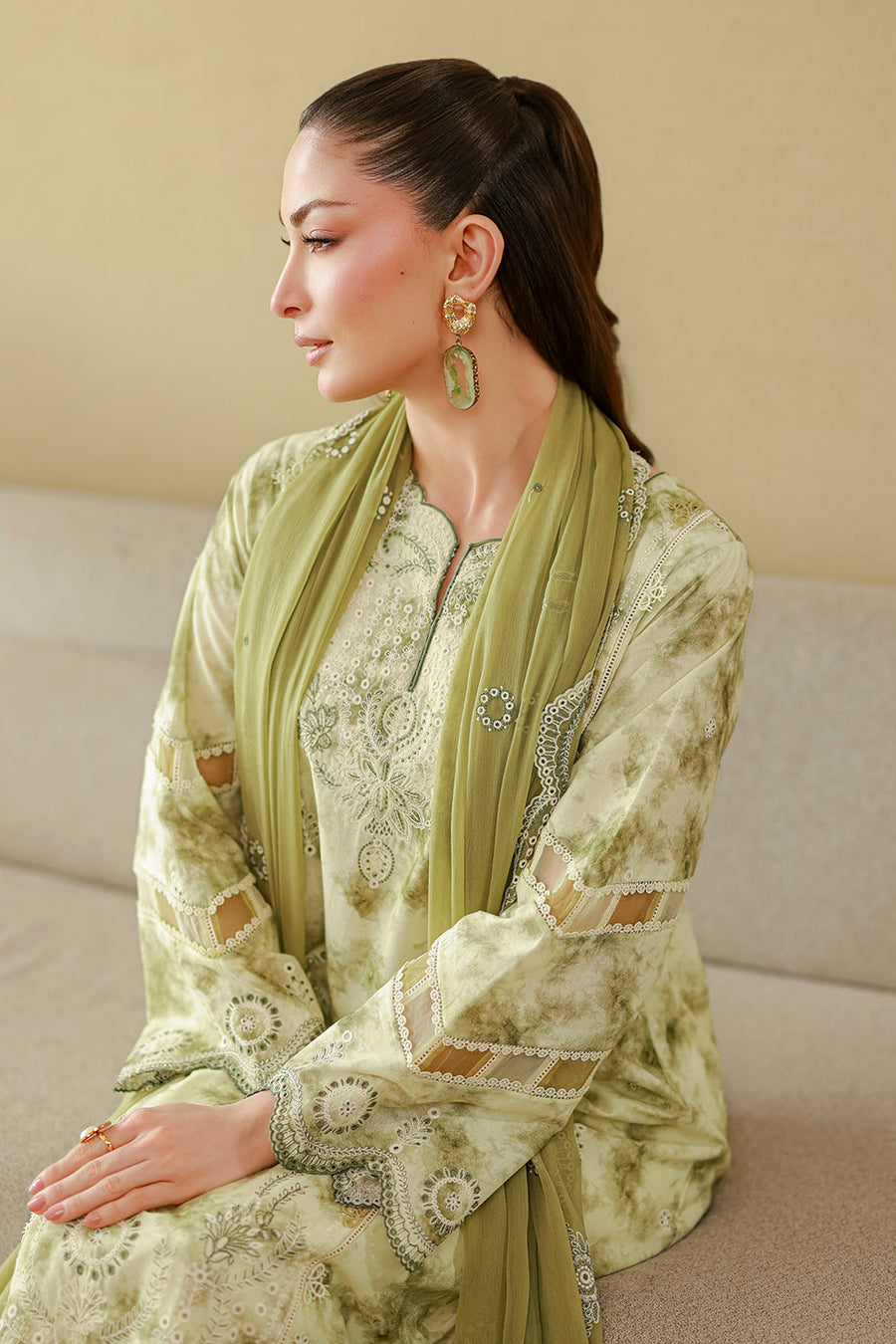 Zellbury Chikankari Embroidered Cotton Unstitched 3Pc Suit WUC26E34065