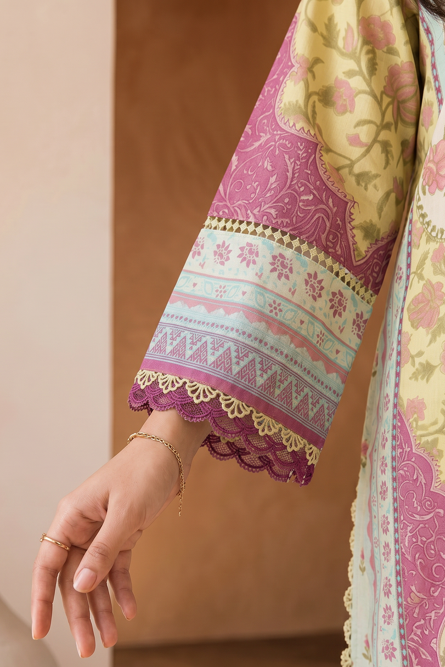 Zellbury Digital Printed Cotton Unstitched 3Pc Suit WUCQ1X30038
