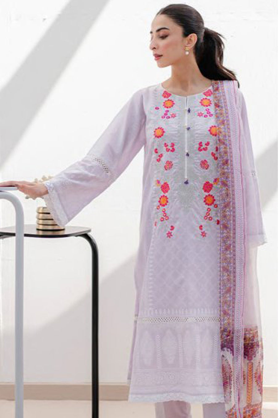 Zellbury Vol-04 Embroidered Lawn Unstitched 2 Piece Suit WUS23E20118