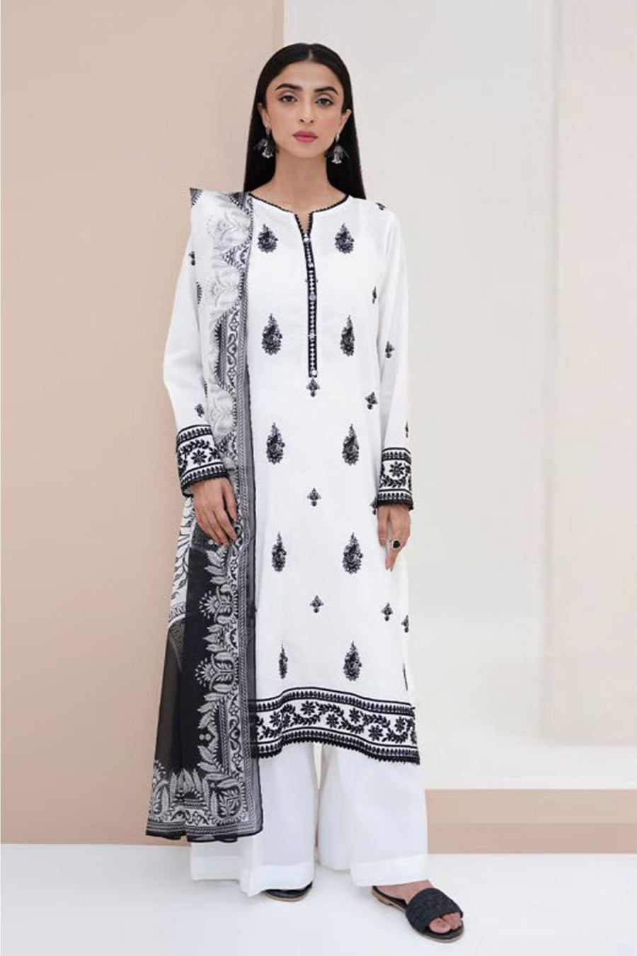 Zellbury Vol-04 Embroidered Lawn Unstitched 3 Piece Suit WUS23E30369
