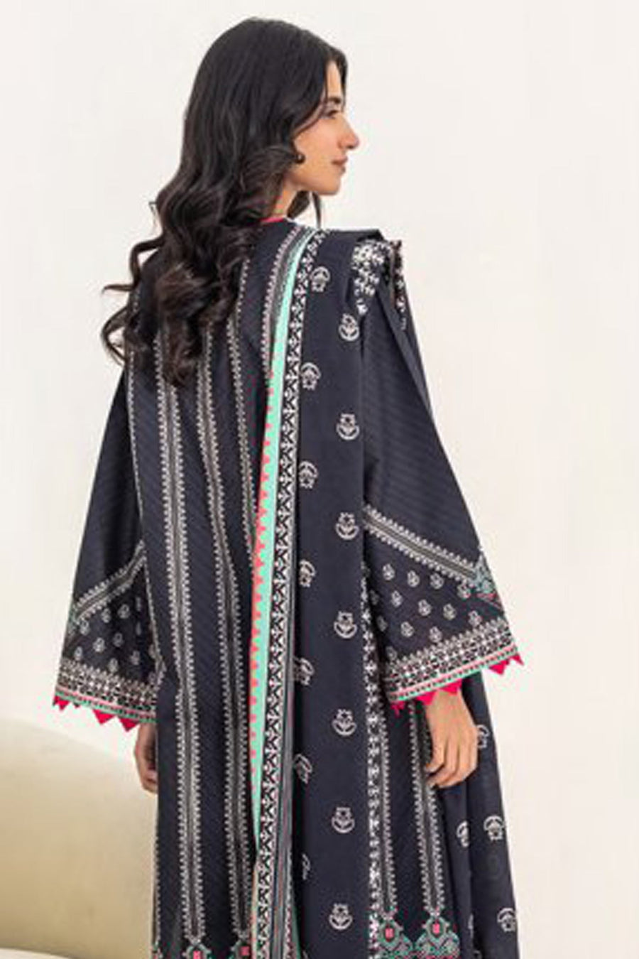 Zellbury Vol-04 Printed Lawn Unstitched 3 Piece Suit WUS23X30251