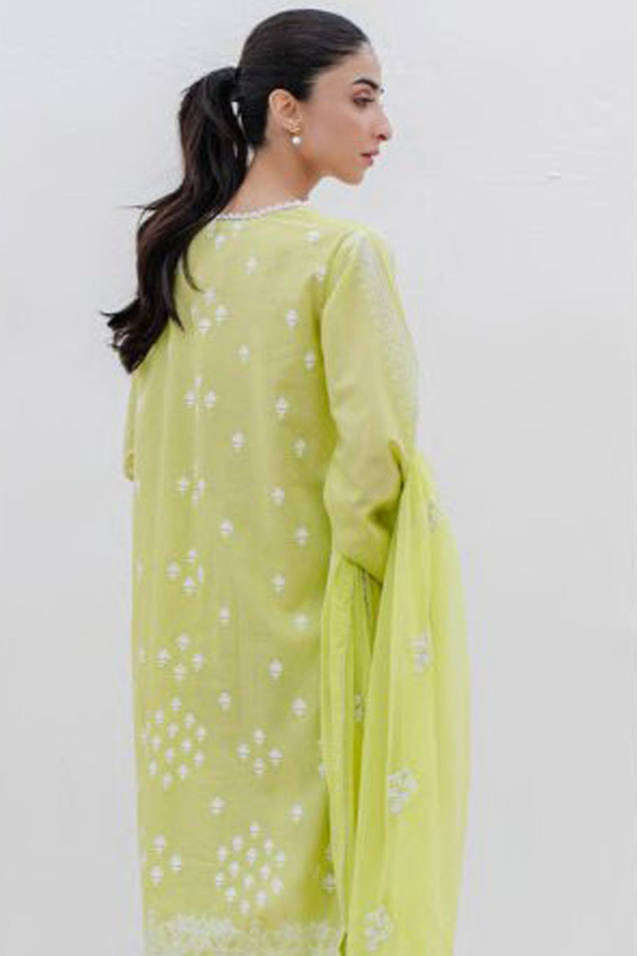 Zellbury Vol-04 Embroidered Lawn Unstitched 3 Piece Suit WUS23E30376