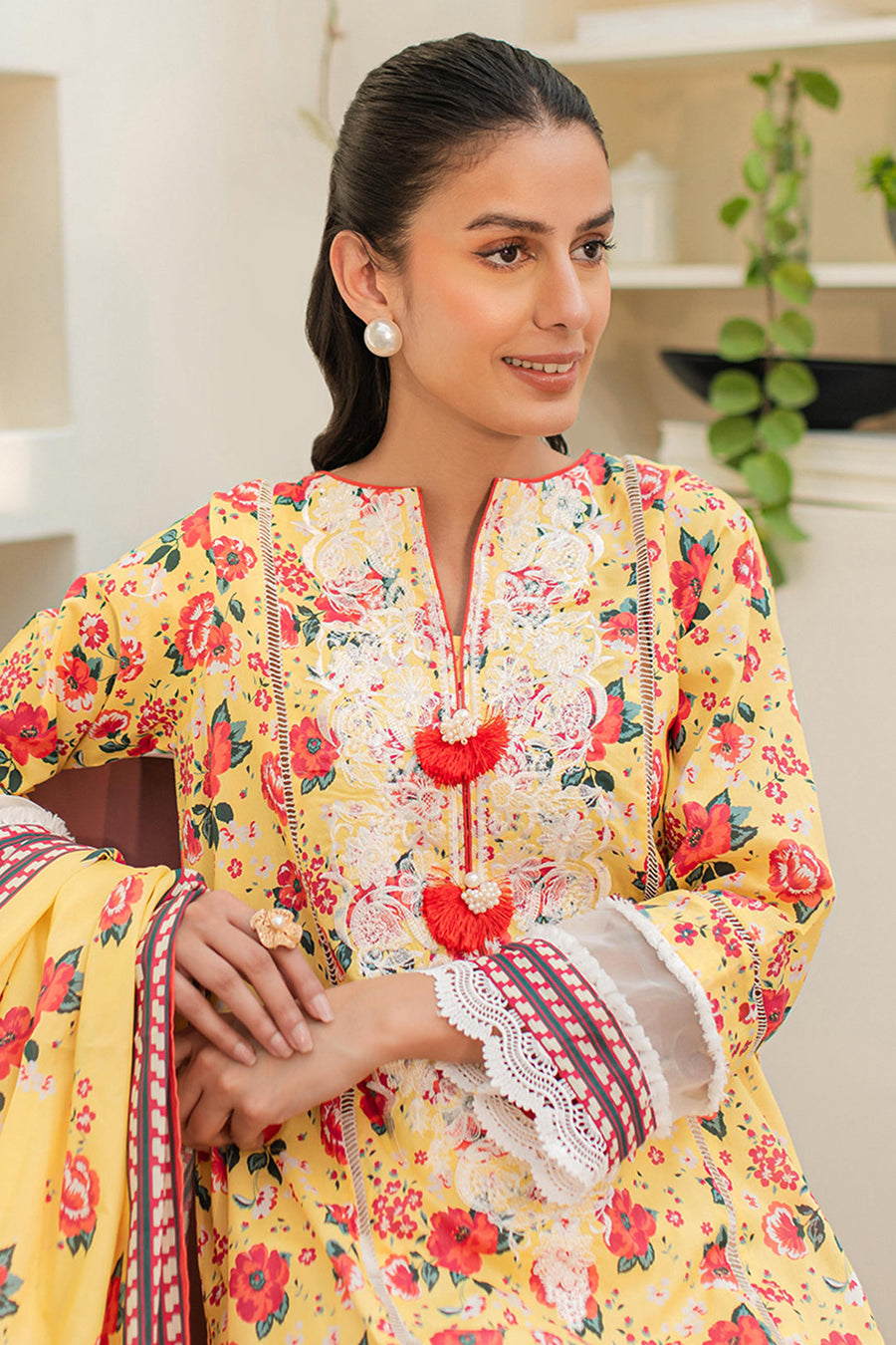 Zellbury Essential Embroidered Lawn Unstitched 2Pc Suit WUS24E21168