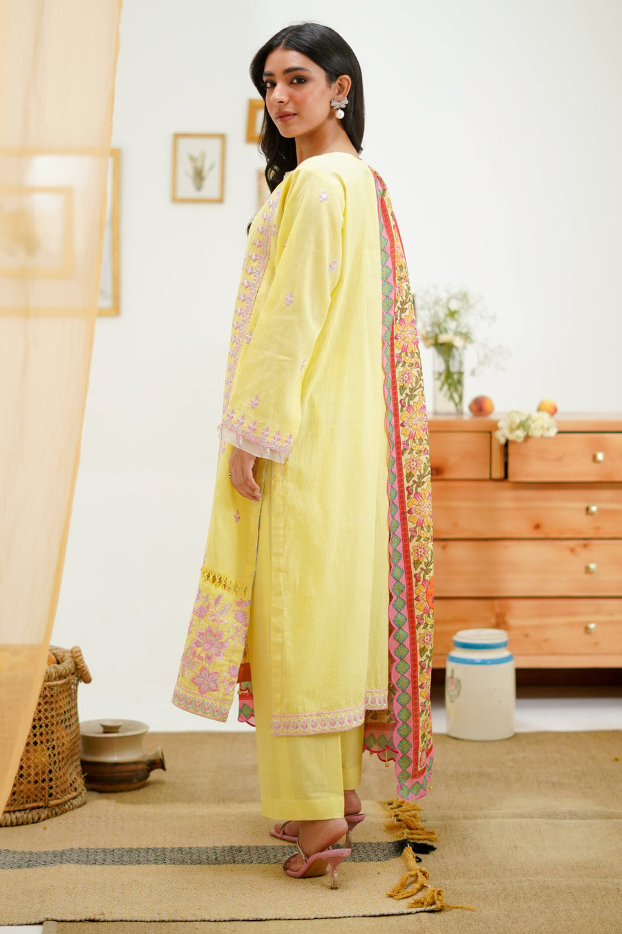 Zellbury Signature Embroidered Lawn Unstitched 3Pc Suit WUS24E31266
