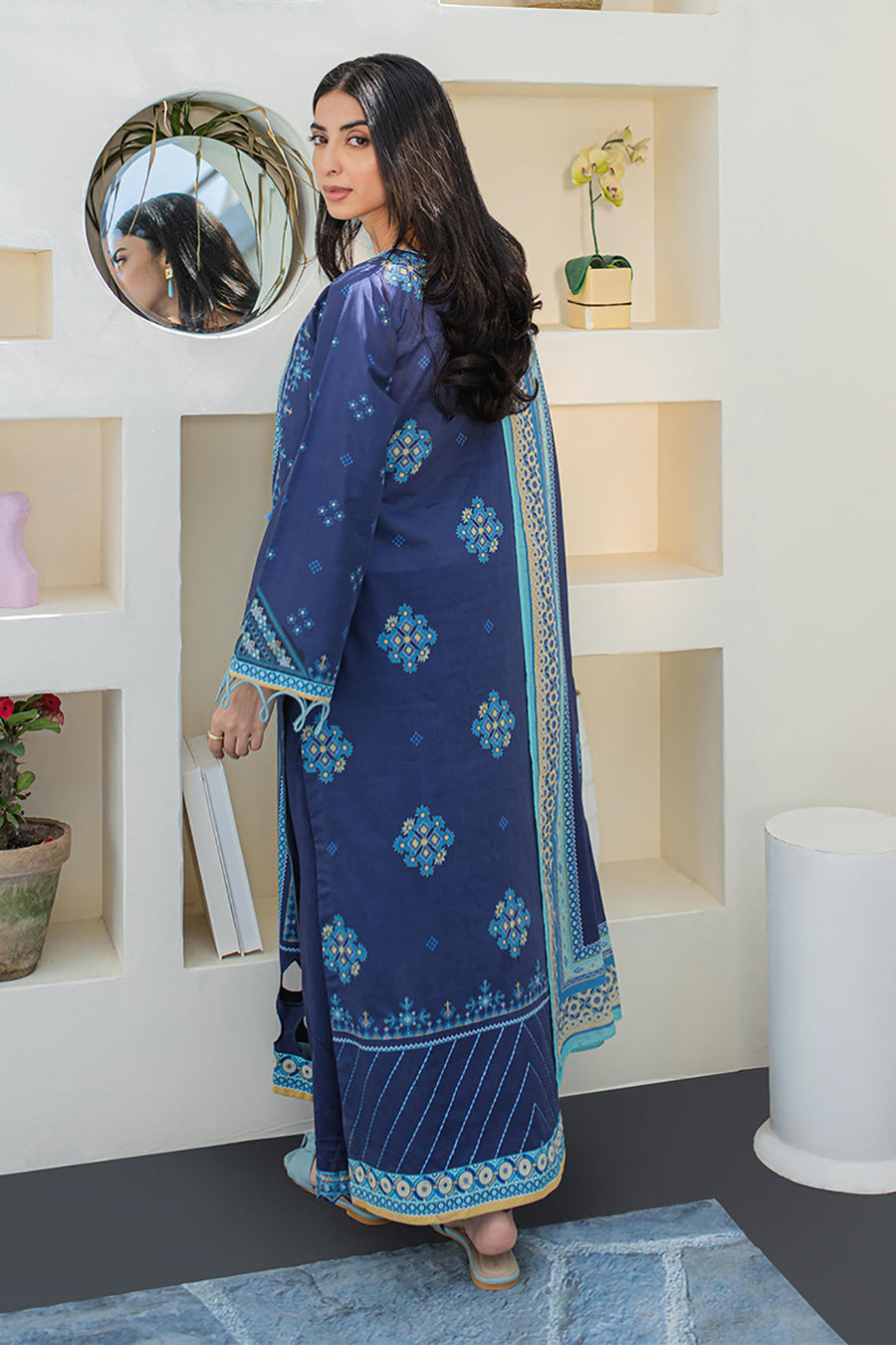 Zellbury Summer Embroidered Lawn Unstitched 3Pc Suit WUS24E31681