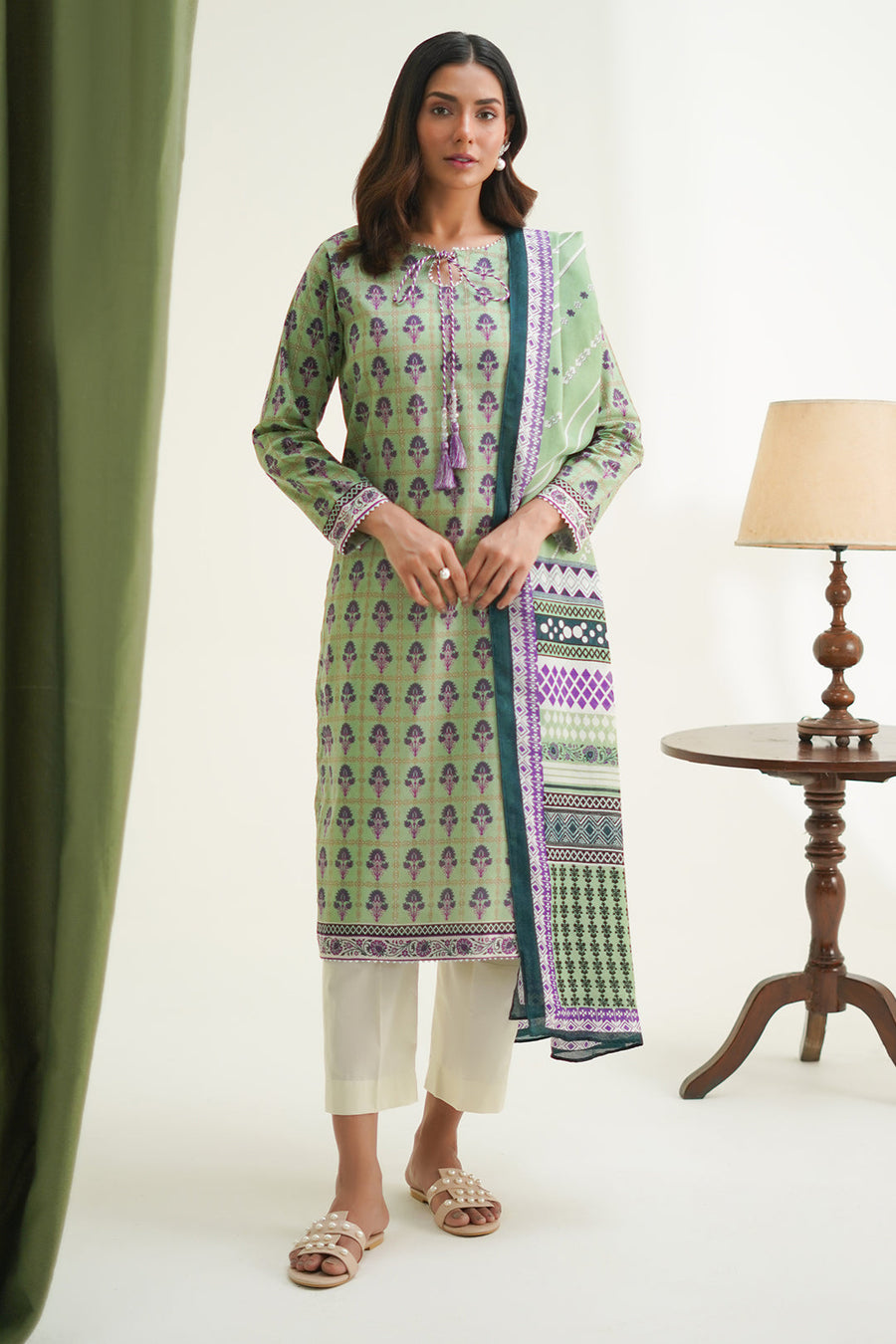 Zellbury Essential Printed Lawn Unstitched 2Pc Suit WUS24X21708