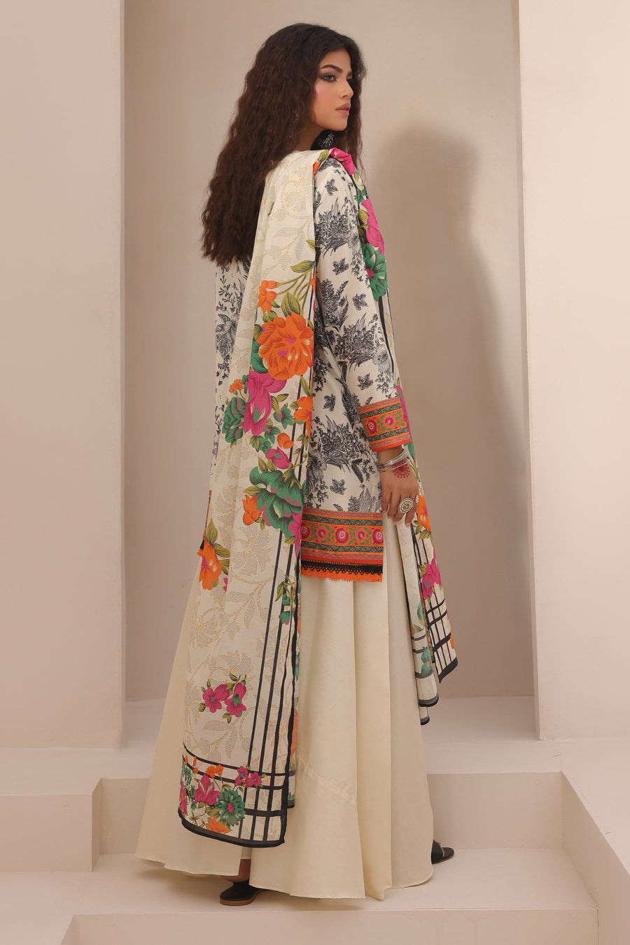 Zellbury Essential Digital Printed Lawn Unstitched 3Pc Suit WUS24X31230