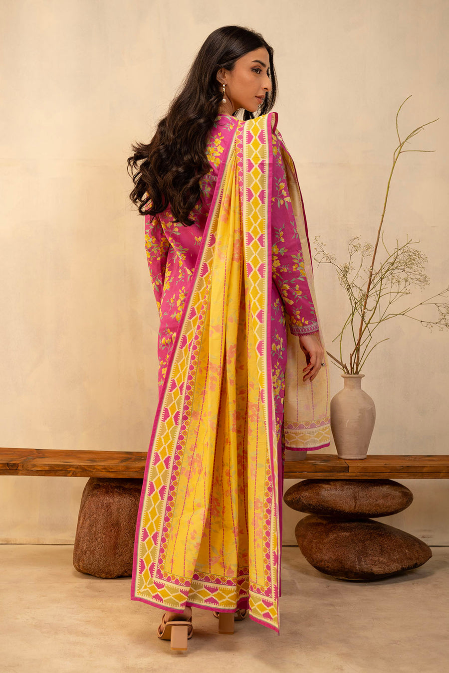 Zellbury Summer Embroidered Lawn Unstitched 3Pc Suit WUS25E30136