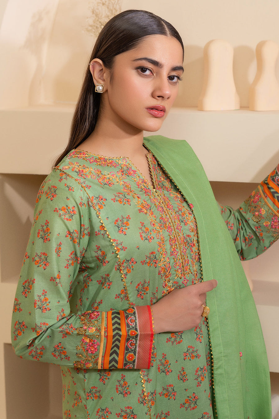 Zellbury Summer Embroidered Lawn Unstitched 3Pc Suit WUS25E30207