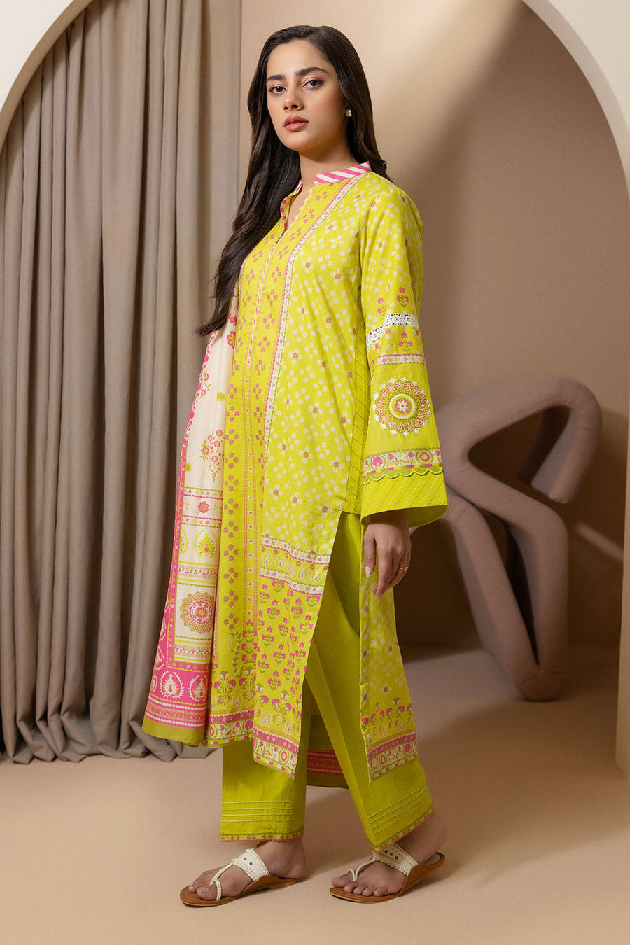 Zellbury Summer Embroidered Lawn Unstitched 3Pc Suit WUS25E30208