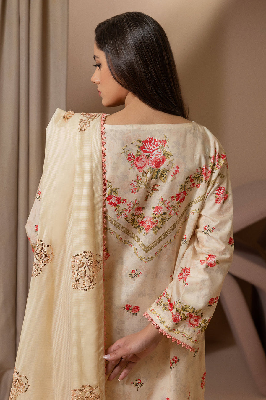 Zellbury Summer Embroidered Lawn Unstitched 3Pc Suit WUS25E30209